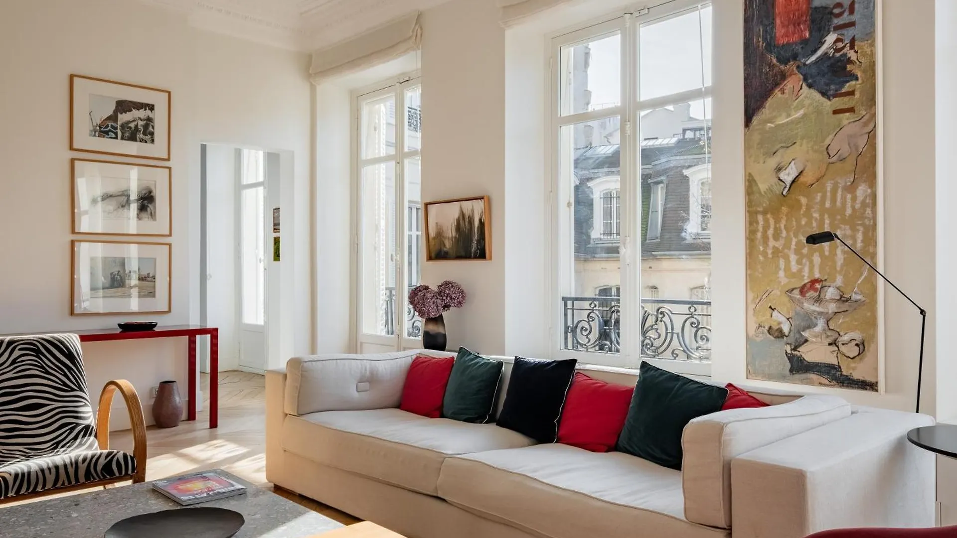 Veeve - Orsay Artistry * Paris
